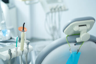 surse clinica stomatologica unde a murit fetita de doi ani nu avea autorizatie sanitara a mai fost amendata anul acesta 691734c03d845