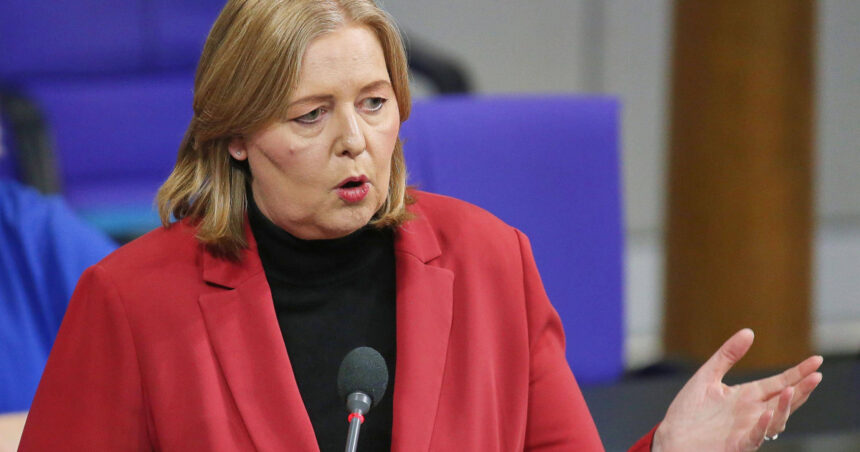 tensiuni in guvernul germaniei coalitia risca sa se destrame din cauza reformei pensiilor avertizeaza social democratii 691caf6c5005e