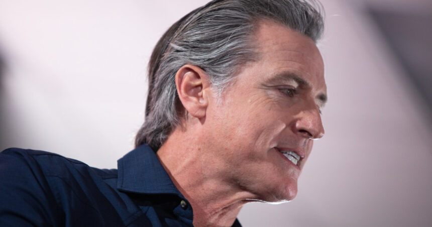 trump este temporar a spus guvernatorul californiei gavin newsom virulentul oponent al presedintelui sua 69142f5c41e54