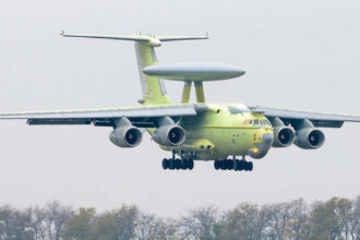 ucraina a lovit baza taganrog si a distrus un aparat radar rar a 100 si avionul secret a 60 care transporta un sistem laser de lupta 692617a0678fd