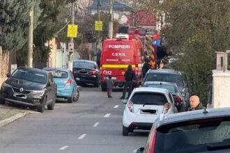 un autoturism a lovit o teava de gaze pe o strada din km 5 din constanta liceul de marina a fost evacuat 691c177985d9c