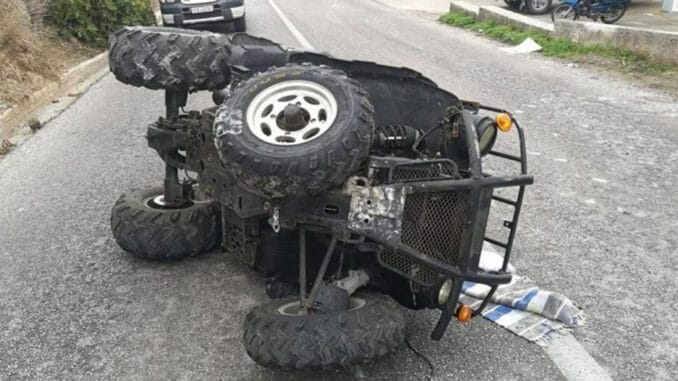 un barbat a intrat cu atv ul intr un stalp din localitatea biruinta judetul constanta 69233ee041f61