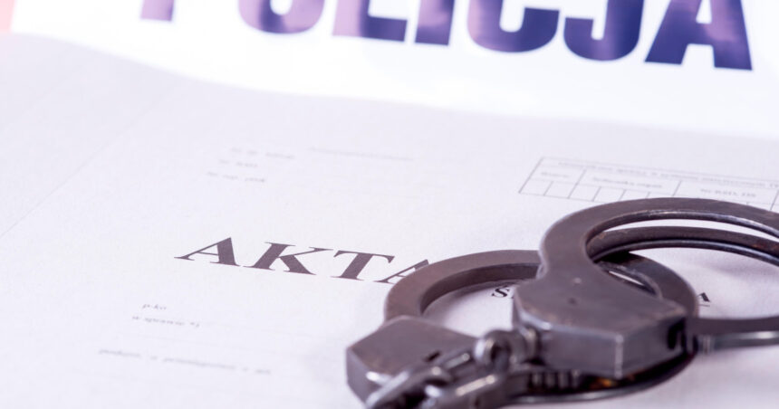 un cuplu rus a fost acuzat de spionaj in polonia legaturi cu fsb si trimitere de colete capcana ce pedeapsa risca cei doi 6909d7fdb3629