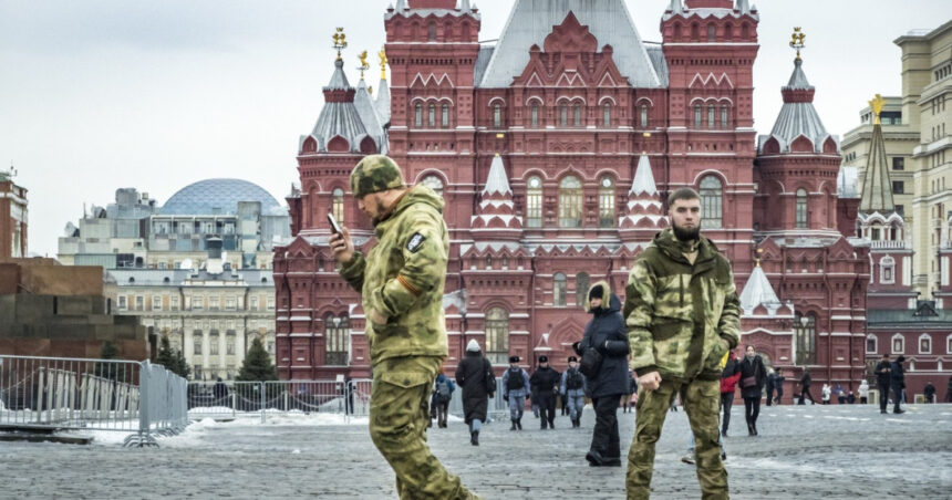 un grup neonazist rus a lansat un concurs foto cu imagini ale prizonierilor de razboi ucraineni executati 691d583500f84