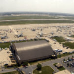 un pachet cu un praf alb a fost livrat la o baza militara americana mai multe persoane s au imbolnavit 690d9191cdbc8