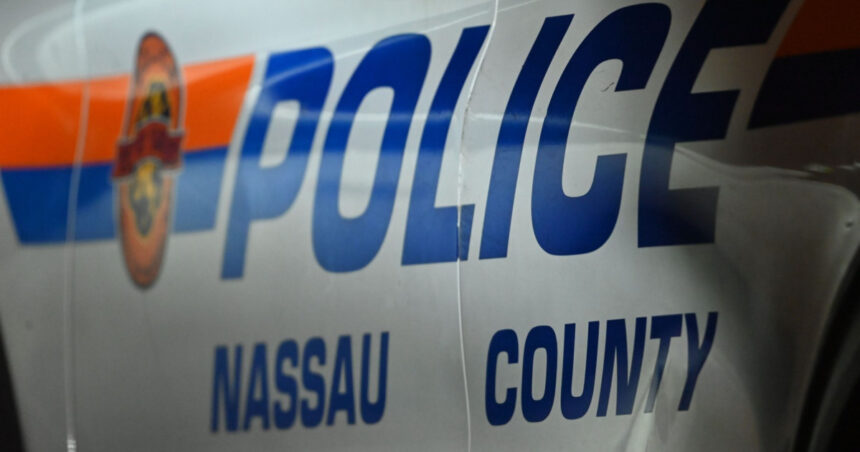 un roman cautat international si a facut permis de conducere cu numele lui david beckham si a jefuit un magazin de bijuterii din sua 69204fb73913e