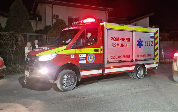 update acoperisul unui restaurant din constanta cuprins de flacari pompierii intervin cu forte impresionante 69063df512d6d