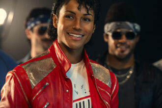 video a fost lansat primul trailer al filmului despre viata lui michael jackson nepotul cantaretului joaca rolul principal 690dad22741e2