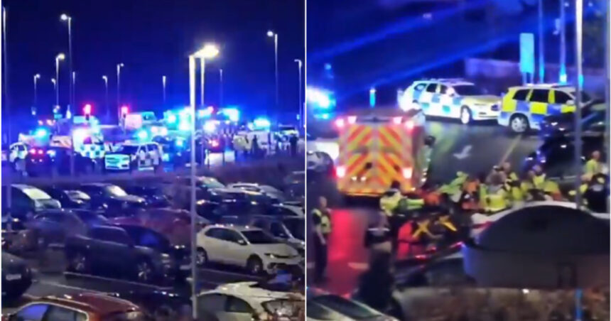 video atac sangeros intr un tren din marea britanie 10 persoane au fost injunghiate si sunt ranite grav doi suspecti arestati 69070ad105333