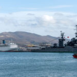 video atac ucrainean cu drone in portul rusesc de la marea neagra novorossiisk terminal petrolier si o nava de razboi rusa avariate 6925c3407b9ae