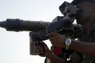 video ce sunt rachetele manpad mistral cumparate de armata romaniei si cum se compara ele cu alte sisteme similare 692734b2ab828