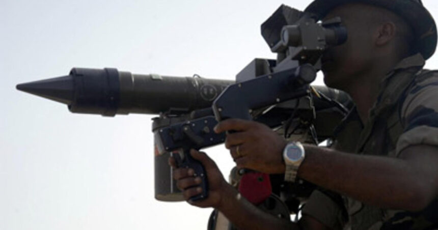 video ce sunt rachetele manpad mistral cumparate de armata romaniei si cum se compara ele cu alte sisteme similare 692734b2ab828