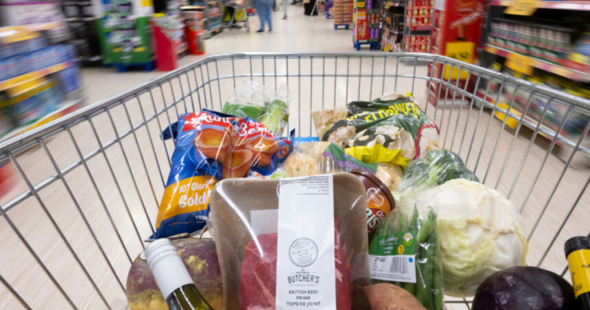 video cum au reactionat preturile dupa cresterea tva din 1 august 2025 alimentele au fost cele impactate 691aff10733b1