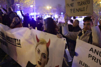 video demonstratie in fata iccj impotriva liei savonea vrem justitia corecta inapoi decizii gresite cimitire ticsite 6917892036448