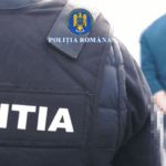 video doi barbati retinuti pentru contrabanda cu arme mai sezonul cadourilor e frumos dar surprizele din colete devin tot mai creative 6922aedec6b9d