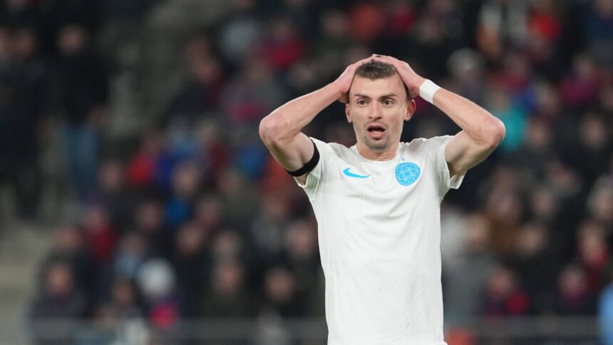 video exclusiv cine au fost cei mai slabi doi jucatori de la fcsb in 1 3 cu fc basel fotbalistul care a luat 3 curat 690dc792bb6a8