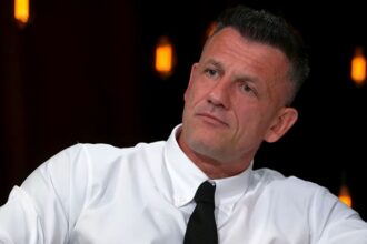 video exclusiv emilian dolha l a refuzat pe robert lewandowski lasa ma ma stau dupa el intamplare savuroasa a fostului portar 6905c5f9ddcb1