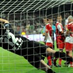 video exclusiv marele plus al lui dani coman in fata lui emilian dolha ce a recunoscut fostul portar la povestile sport ro 6906019f8195a