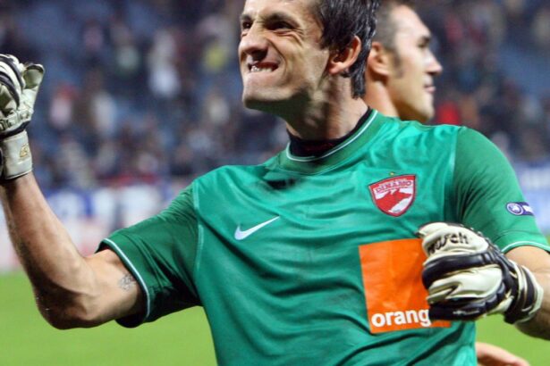 video exclusiv rapid si dinamo cele mai frumoase amintiri din cariera de fotbalist a portarului emilian dolha spuse la povestile sport ro 6906f44e714e3
