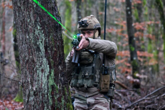 video franta reintroduce serviciul militar voluntar dupa mai bine de 25 de ani tinerii vor participa la 10 luni de instruire platita 692862c178f99