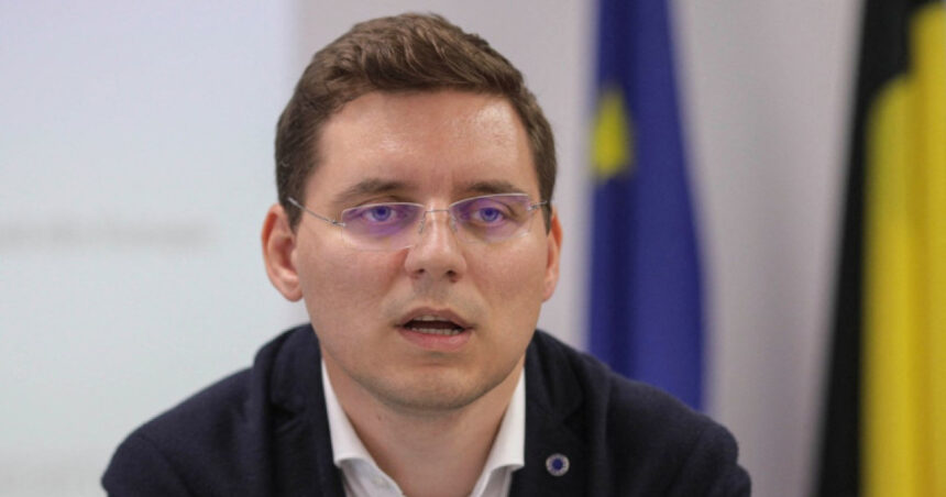 Negrescu își îndreaptă criticile către Bolojan: „Cu PSD la conducere, premierul țării discuta direct cu liderul american” 1 video negrescu atac la bolojan pe tema trupelor sua cu psd la guvernare premierul romaniei vorbea direct cu presedintele american 69053040665e7