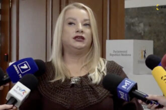 video o deputata comunista de la chisinau a intrat in greva limbii romane care este motivul si cum se desfasoara protestul 69067e2ea0796