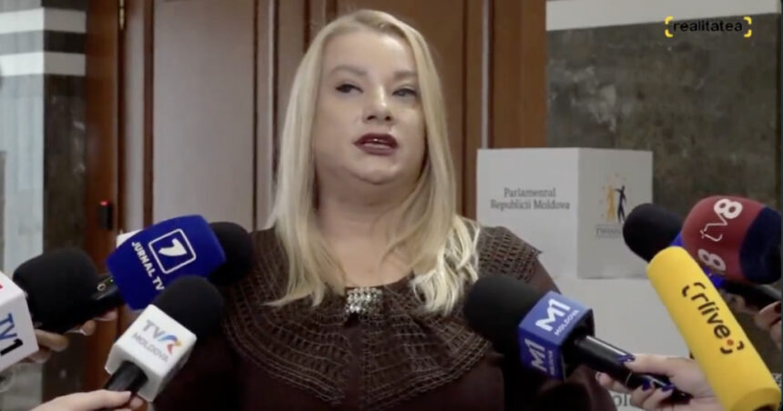 video o deputata comunista de la chisinau a intrat in greva limbii romane care este motivul si cum se desfasoara protestul 69067e2ea0796