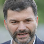 video octavian berceanu despre mita care ar fi trebuit sa ajunga la ministrul apararii afacerea a fost coordonata de un actor statal 69121ffc10a2f