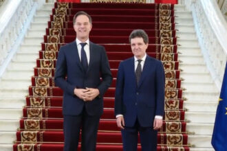 video seful nato a ajuns in romania mark rutte a fost primit de nicusor dan la palatul cotroceni 690b3ec65c6b2