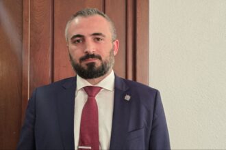 video senatorul nicolae vlahu despre decolmatarile blocate care afecteaza agricultura si pescuitul in delta dunarii nu am primit niciun suport din partea ministrului mediului 690ce39160815