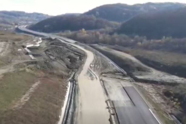 video stadiul lucrarilor pe sectiunea 4 a autostrazii sibiu pitesti a ajuns la 83 cand ar putea fi data in circulatie 6916f2eab49fa