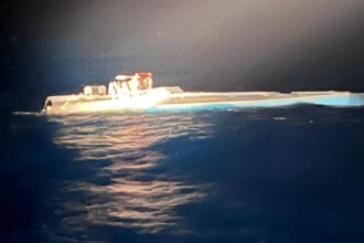 video submarin cu 17 tone de cocaina interceptat in atlantic de autoritatile portugheze 690a611836fcd