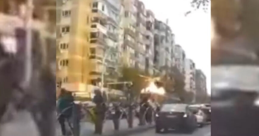 video tramvai cuprins de flacari in capitala 690c893cc08fd