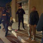 video trei barbati cautati pentru furt si loviri prinsi de politisti in timpul unei actiuni de noapte cu efective marite in constanta 6907566a66b6d
