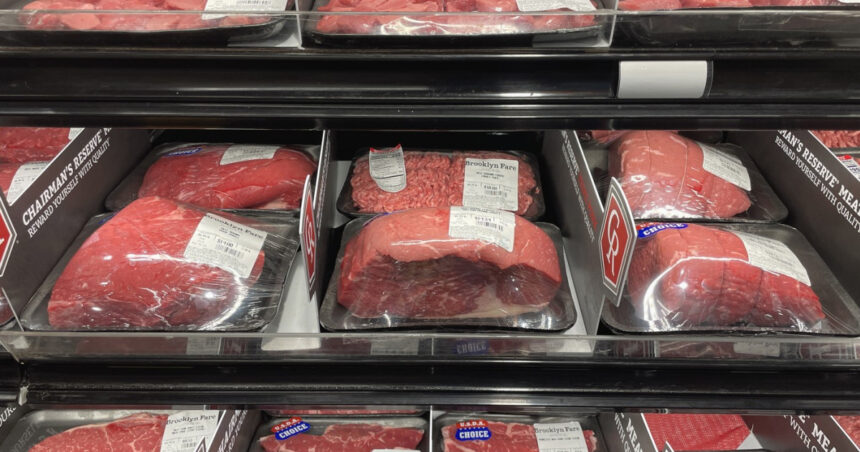 video trump reduce tarifele la carne de vita cafea si alte produse alimentare pe fondul ingrijorarilor privind inflatia 6918a9685a97e