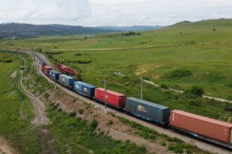 video ucraina anunta ca a lovit celebra cale ferata trans siberiana a rusiei atacurile au vizat aprovizionarea cu munitie a coreei de nord 69185c00392a9