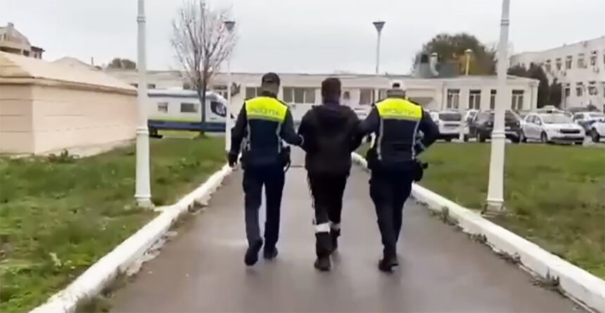 video un barbat din mangalia prins conducand haotic in cartierul colonisti avea o alcoolemie uriasa si a fost retinut de politisti 691d8511ae969