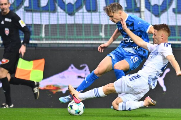 video un tricolor cel mai slab de pe teren desi echipa sa a castigat cu 4 1 in deplasare 69087378c8cca