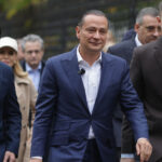 videofoto alegeri locale 2025 daniel baluta si a depus candidatura la capitala sorin grindeanu marele absent de la eveniment 69187134f22ef