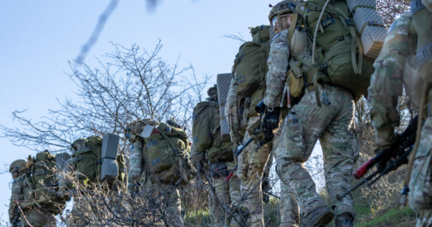 videofoto exercitiu nato in alba militari romani francezi si portughezi au construit in timp record un pod plutitor peste raul mures 6910a0c7073a2