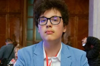 vladimir cnejev a castigat medalia de argint campionatul european de sah pentru tineret 6911e09a7f7aa