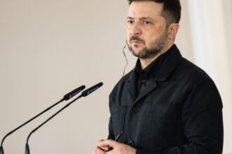 volodimir zelenski i a multumit lui nicusor dan pentru sprijinul romaniei fata de tara sa 6921fca4155d6