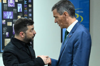 volodimir zelenski vizita in spania am intalniri pe care le pregatim de ceva vreme unde va merge maine liderul de la kiev 691c3467e9d82