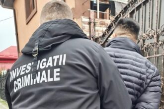 10 barbati din constanta medgidia si cuza voda ridicati de politisti vezi pentru ce 69444d02c4d3c