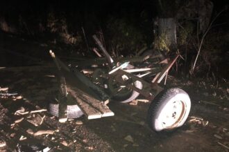 accident rutier la deleni o caruta si un autoturism s au ciocnit 6936fae98320f