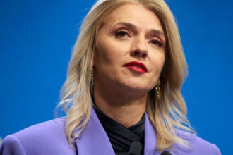 alina gorghiu dupa ce nicusor dan a promulgat legea pentru protectia victimelor violentei domestice un mesaj ferm din partea statului 693d30f84765a