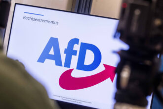 alternativa pentru germania acuzata ca strange informatii pentru kremlin tehnica intrebarilor parlamentare 694a5fe85eefb