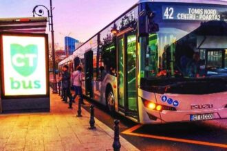 atentie constantei iata cum circula autobuzele ct bus in aceasta seara si ce linii sunt deviate verifica aici programul 695554c34a735