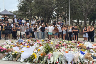 australia intentioneaza sa inaspreasca legile privind armele de foc dupa atacul soldat cu 15 morti de la bondi beach sydney 693fc95e73bc6