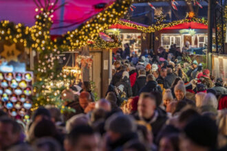 autoritatile germane au dejucat un atentat ce viza un targ de craciun mai multi suspecti au fost retinuti 693e897147183